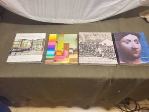 lot 102P image: Set of 4 Art and History Books