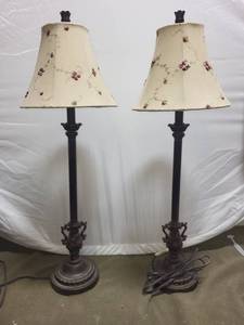 lot 118 image: Pair of Decorative Table Lamps with Floral Shades and Set of 3 Tapestry Cushions