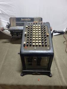 lot 154 image: Vintage Burroughs Manual Adding Machine