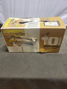 lot 159 image: Sears 10 Amp Fully Automatic 12 Volt Battery Charger