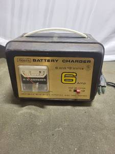 lot 162 image: Sears 6 Amp Battery Charger for 6 and 12 Volt Batteries