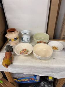 lot 217 image: Assorted Vintage Kitchenware Lot with Art Pottery and Ceramic Dishware