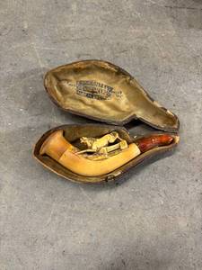 lot 307 image: Vintage Vienna Meerschaum Carved Pipe with Leather Case