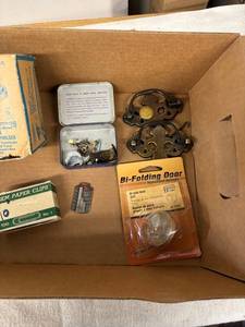 lot 321 image: Vintage Hardware Collection with Glass Knob, Drawer Pulls, and Miscellaneous Parts