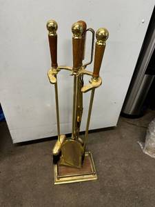 lot 126 image: Brass and Wood Fireplace Tool Set with Stand