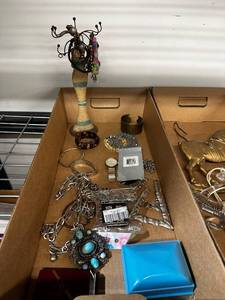 lot 232 image: Assorted Jewelry and Watches Collection with Timex and Gruen Watches