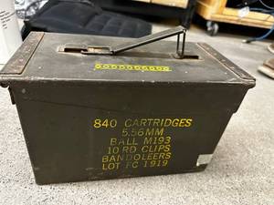 lot 286 image: Military Vintage Ammo Can and Telescopic Fishing Set