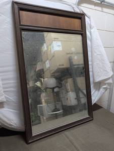 lot 20 image: Vintage Wooden Framed Mirror 27x43