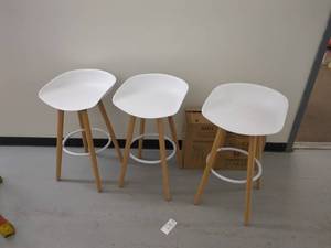 lot 26P image: AHI Furniture 4-Piece Dearborn White Barstool Set