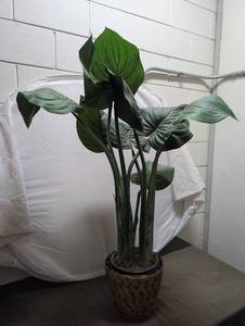 lot 27 image: Artificial Large Leaf Potted Plant