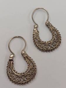lot 48J image: Vintage Sterling Silver Filigree Hoop Earrings