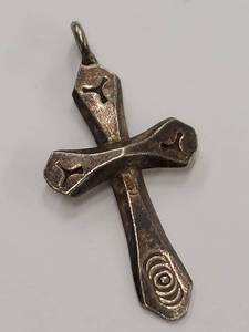 lot 63J image: Vintage Sterling Silver Engraved Cross Pendant