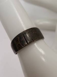 lot 64J image: Vintage 90% Silver Coin Ring Half Dollar Engraved