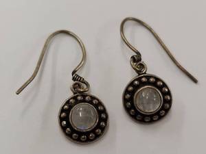 lot 85J image: Beautiful Sterling Silver Moonstone Earrings