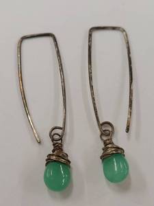 lot 89J image: Sterling Silver Earrings With Green Gemstone