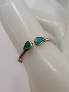 lot 90J image: Sterling Silver Adjustable Ring with Turquoise Inlays