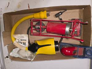 lot 77 image: workbench contents