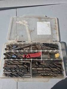 lot 18 image: drill bits