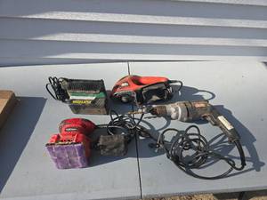 lot 25 image: power tools