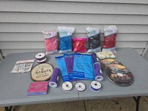 lot 72 image: party supplies