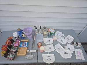 lot 111 image: house hold goods