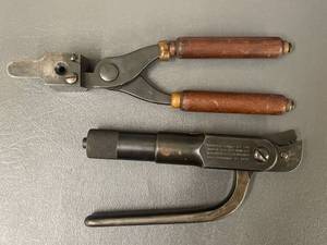 lot 1T image: Rare Antique Winchester 38-55 Bullet Mold & Reloading Tool Set