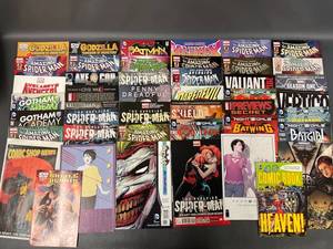 lot 23K image: Diverse Comic Book Lot Batman, Spider-Man, More - SEE ALL PHOTOS
