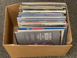 lot 6A image: Vintage Vinyl Records LP Collection Box Set