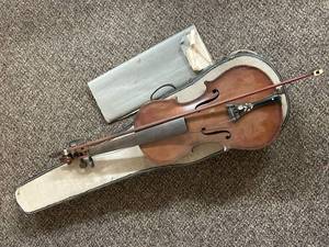 lot 30U image: Vintage Violin & Bow Set with Guckert Guide