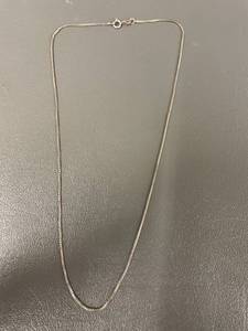 lot 41Q image: Classic Sterling Silver Box Chain Necklace