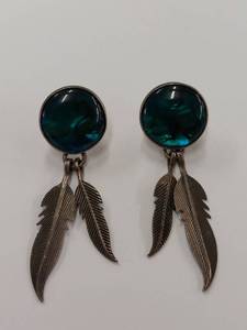 lot 100Q image: Sterling Silver Feather Earrings with Green Stone