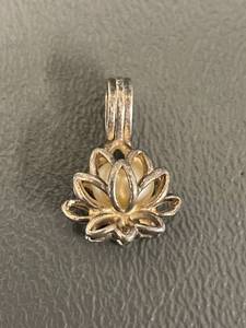 lot 120Q image: Sterling Silver Lotus Pendant with Pearl