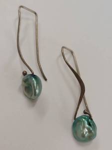 lot 170Q image: Sterling Silver Handcrafted Baroque Pearl Earrings