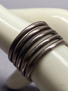 lot 8B image: Vintage Sterling Silver Five Band Ring 7