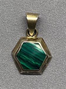 lot 35B image: Sterling Silver Malachite Pendant Mexico