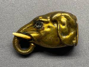 lot 37B image: Antique Elephant Shaped Brass Snuff Box Locket