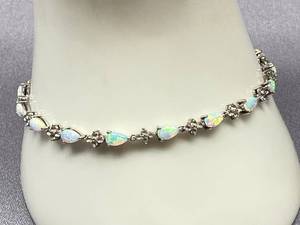 lot 48B image: Sterling Silver Opal Minimalist Bracelet 7.5