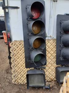 lot 39 image: McCain Traffic Signal Light with Mounting Bracket