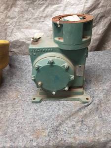 lot 50 image: Dodge Tigear-2 Gear Reducer 5 HP