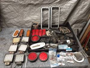 lot 73 image: Collection of Vehicle Lights, Grilles, and Assorted Auto Parts