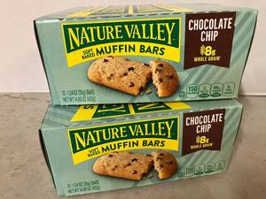 lot 75 image: Nature Valley Muffin Bars