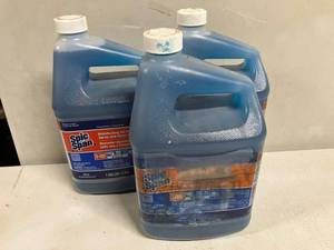 lot 129 image: Spic and Span Disinfectant