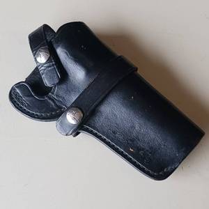lot 113 image: Authentic Leather Holster  10-14