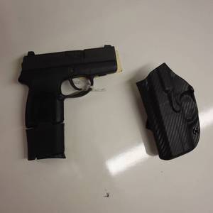 lot 137 image: Sig Saur P290 RS  9mm