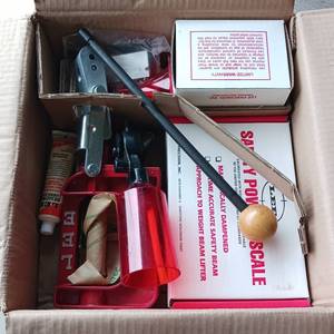 lot 130 image: Freedom of the Press Reloading Kit   LEE anniversary