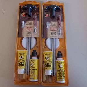 lot 255 image: TC no.7528 - Black powder cleaning kits (x2) - For use with .50 Caliber Muzzleloaders with barrels up to 32 long.