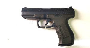 WALTHER P99 40 S&W cal. W/ Walther hard case and 2 extra mags