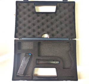 WALTHER P99 40 S&W cal. W/ Walther hard case and 2 extra mags