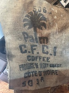 lot 1 image: 19 Burlap Feed Bags
