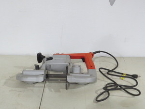 lot 9 image: Milwaukee 6230 Corded Heavy Duty Band Saw